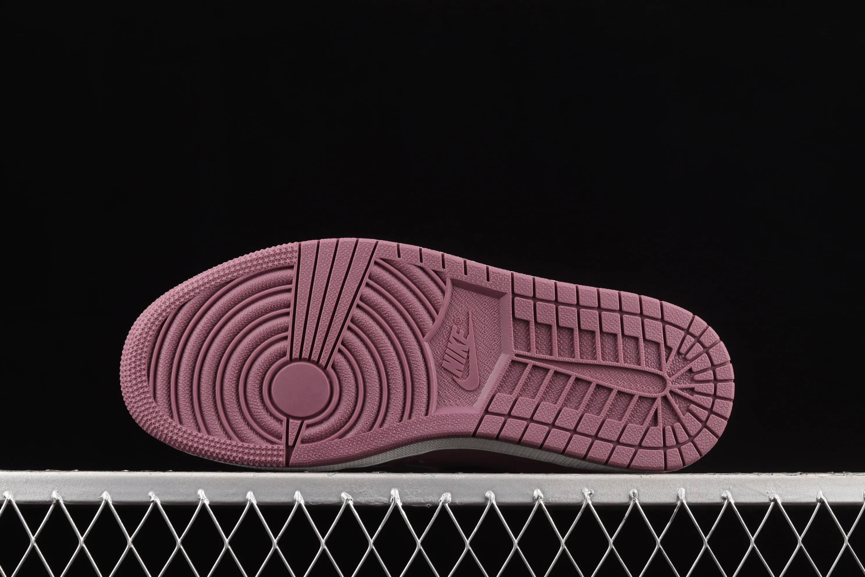All categories Air Jordan Jordan series basketball shoes Air Jordan 1 Low Air Jordan 1 Low "Magenta" AJ1 Joe 1 magenta black low-top cultural and leisure sports sneakers DC7268-500